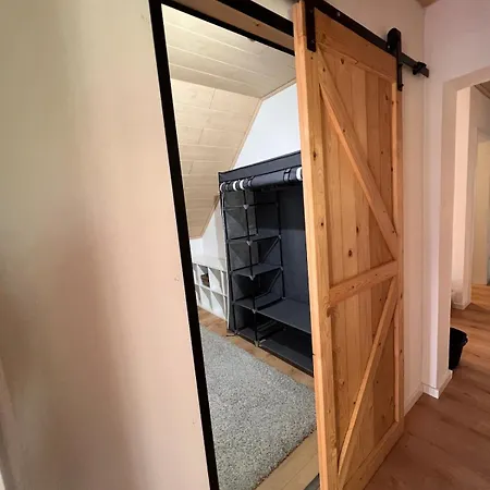 Geraeumige Mit Terrasse Appartement Hövelhof