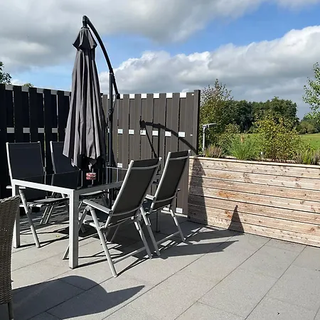 Appartement Geraeumige Mit Terrasse